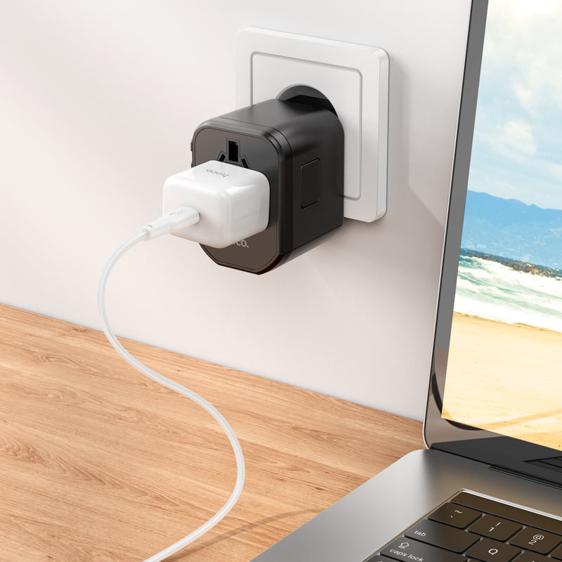 hoco-ac15-walker-pd20w-1c2a-universal-charger-charging
